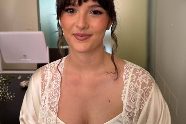 Bridal make-up