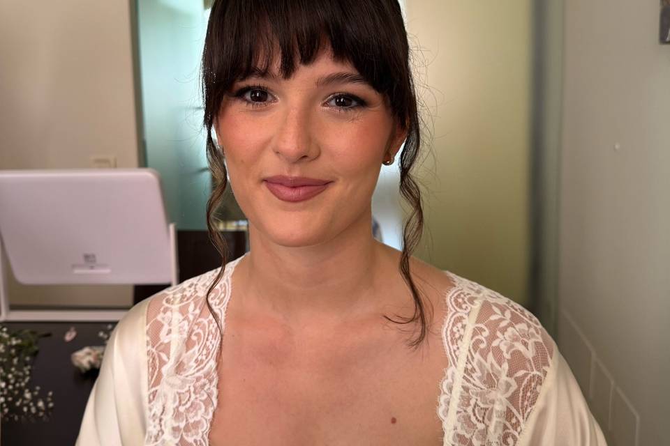 Bridal make-up