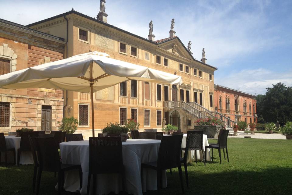 Aperitivo nel parco