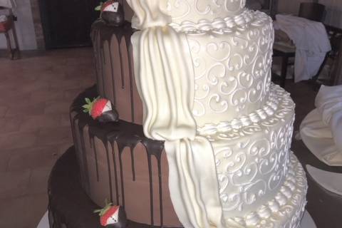 Vegan wedding cake