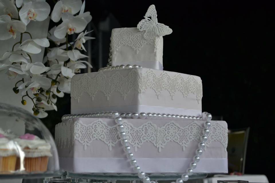 Vegan wedding cake