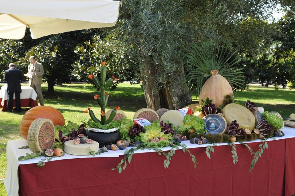 Buffet bordo piscina