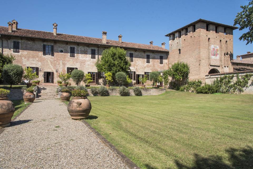 Castello Borromeo di Camairago