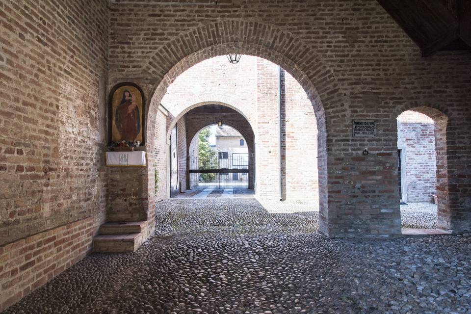 Castello Borromeo di Camairago