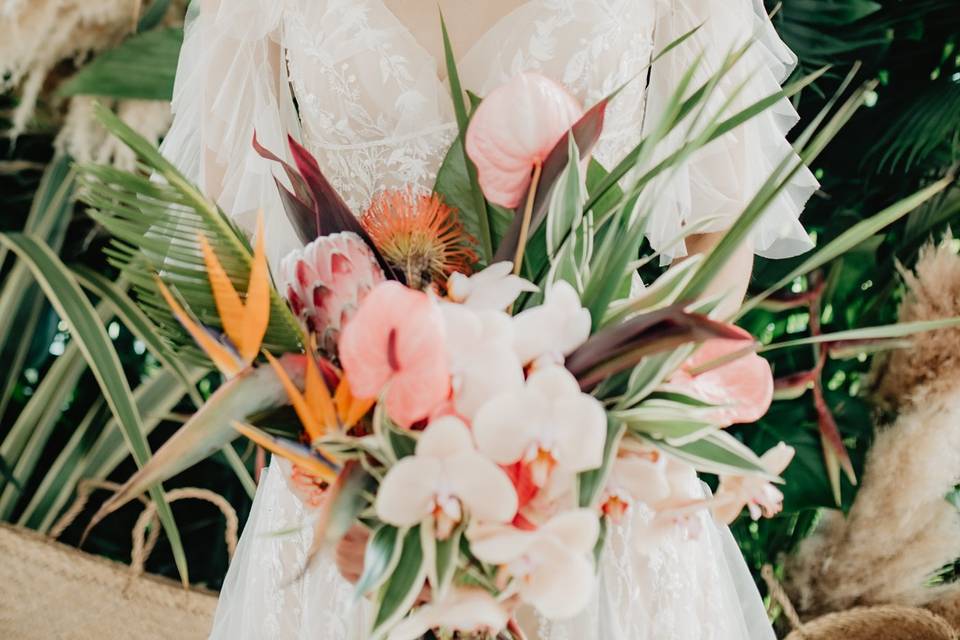 Tropical bouquet