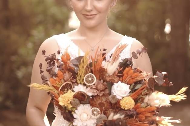 Autumn bride makeup