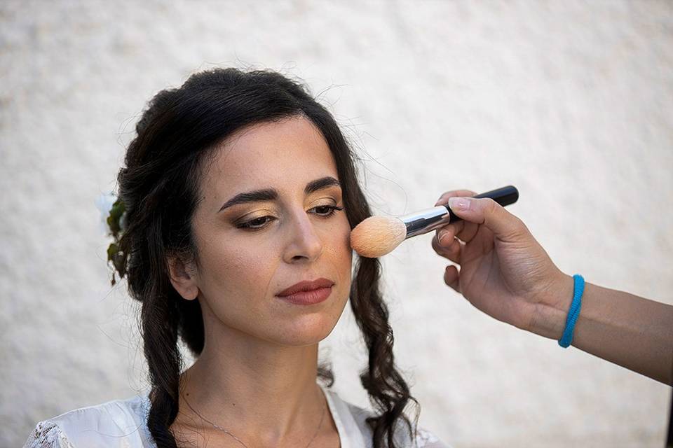 Bridal make-up