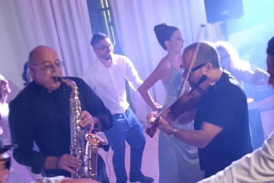 Wedding-live-performer