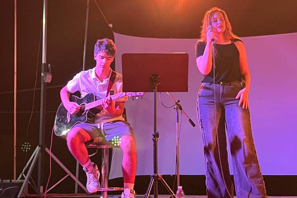 In acustico