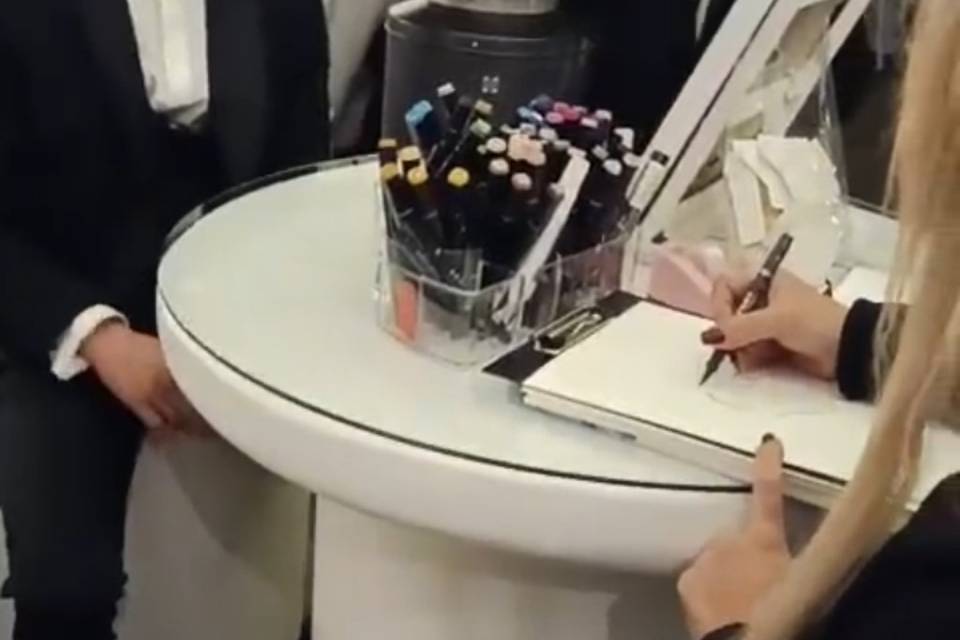 Live Sketching
