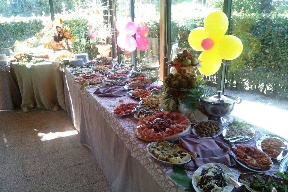 Buffet nella sala