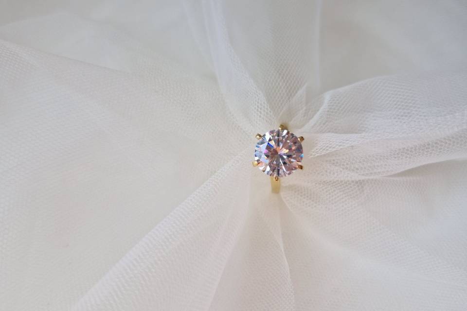 Oro 18k e zircone