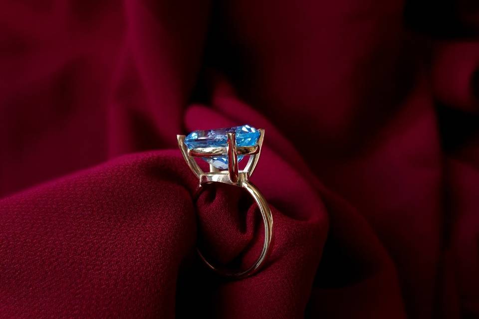 Anello in argento placcato
