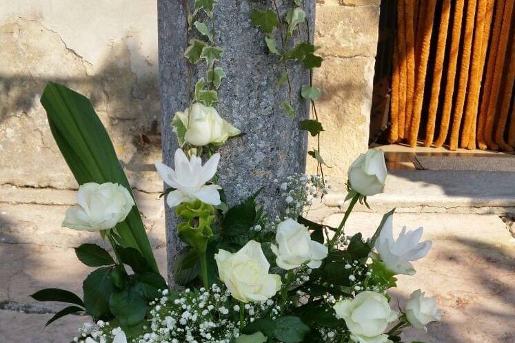 Composizione esterno chiesa