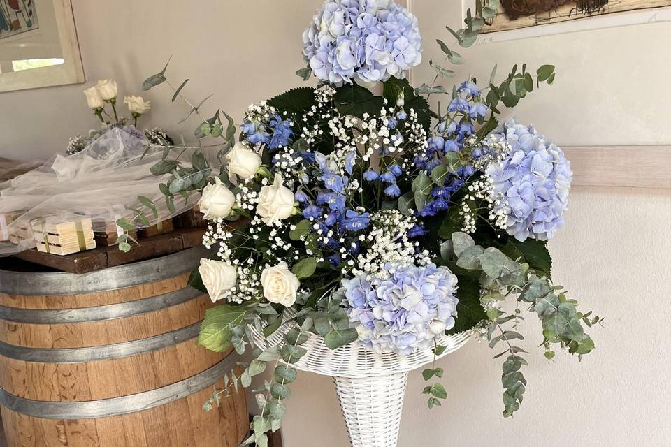 Cesto con fiori