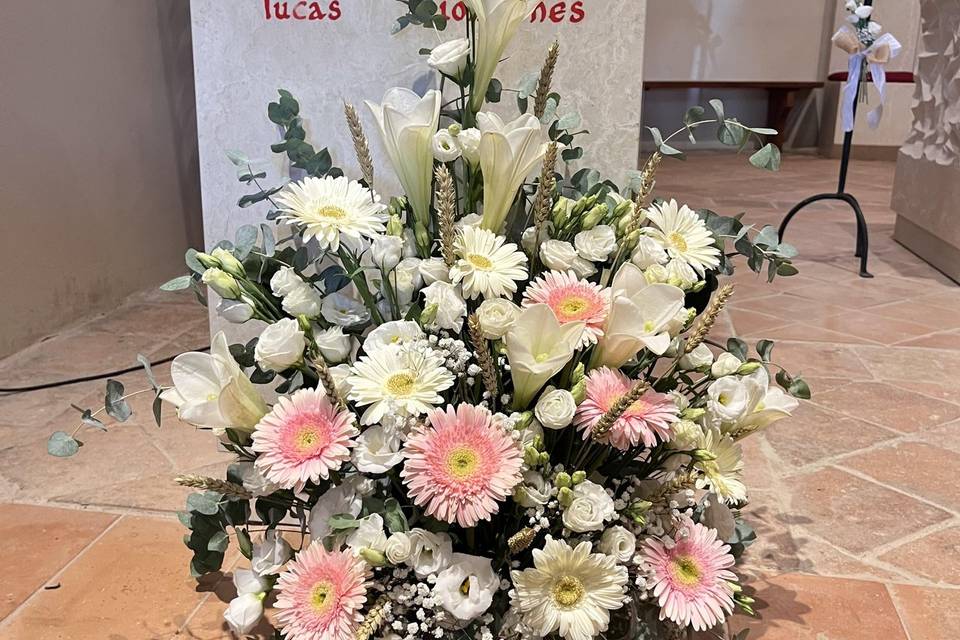 Composizione leggio chiesa