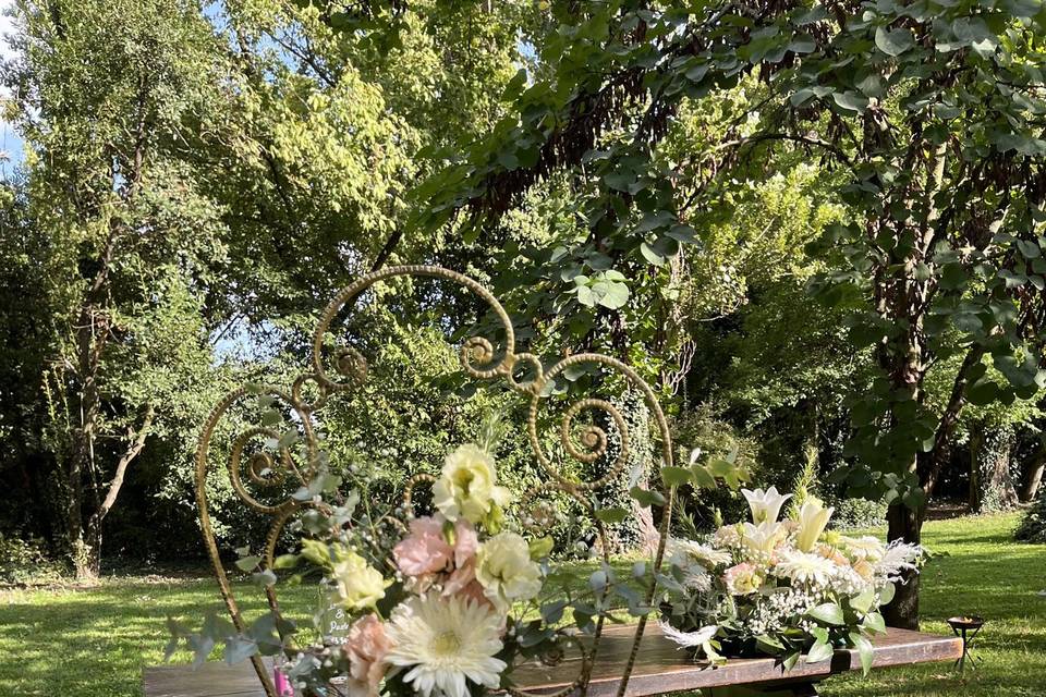 Allestimento matrimonio campo