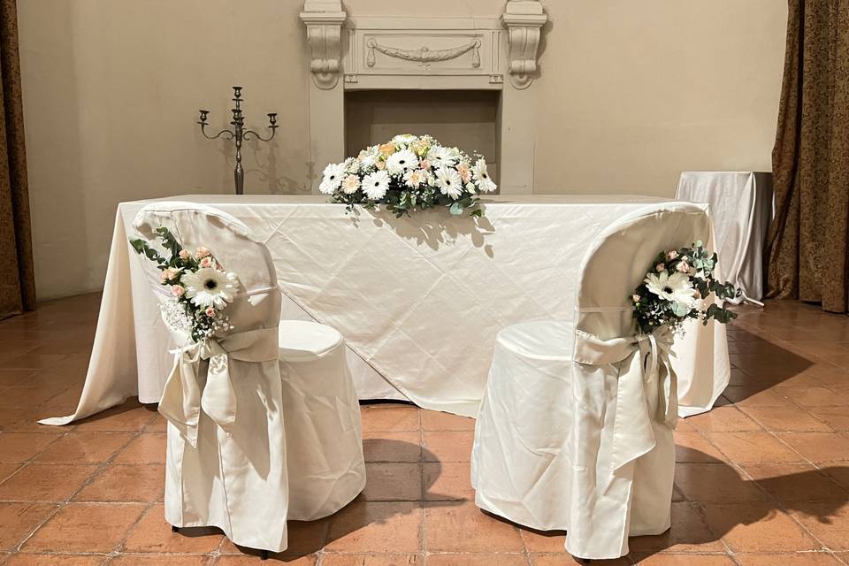 Sedute e altare