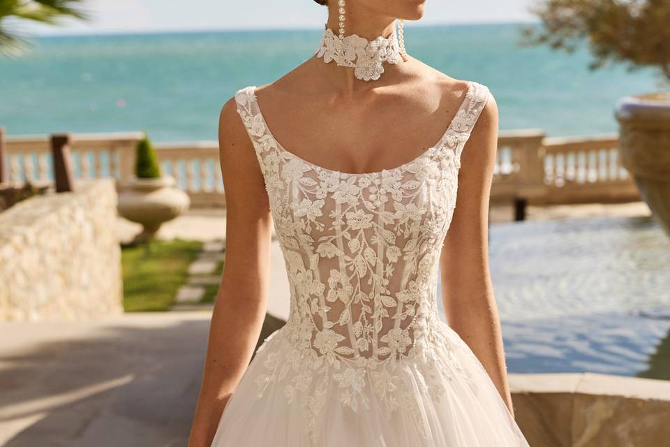 Luna Novias 27 Fleur