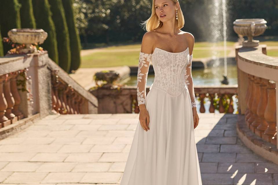 Luna Novias 27 Flor