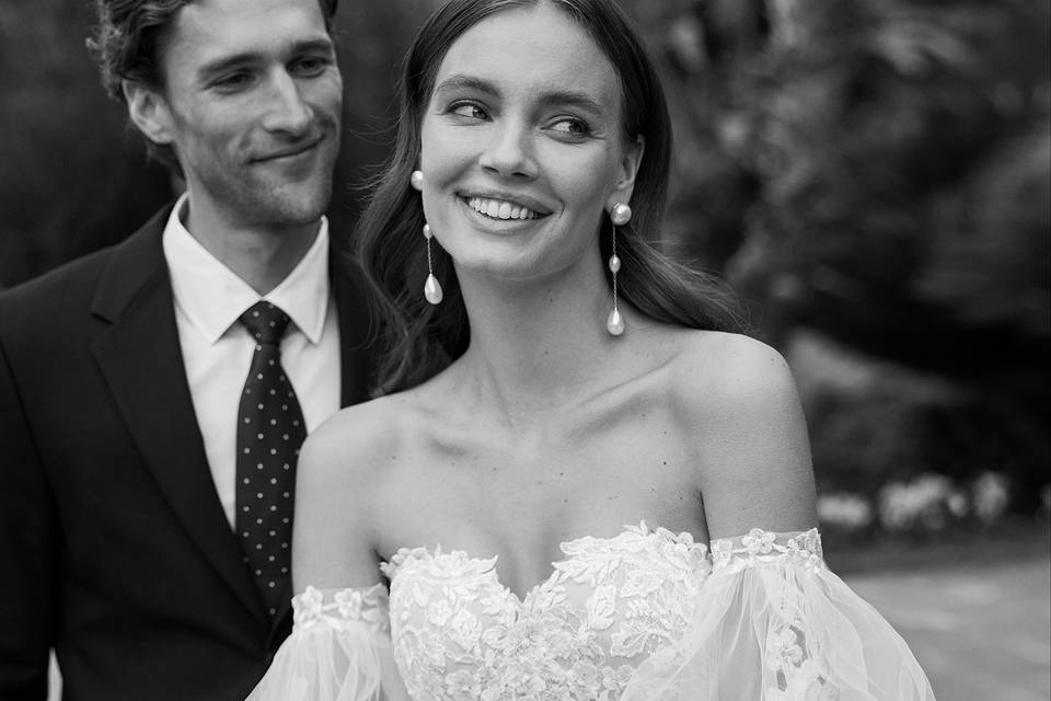 Adriana alier Luna Novias2023