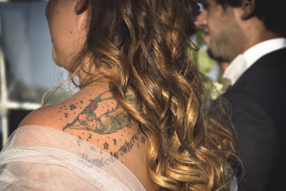 Dettaglio tatuaggio sposa