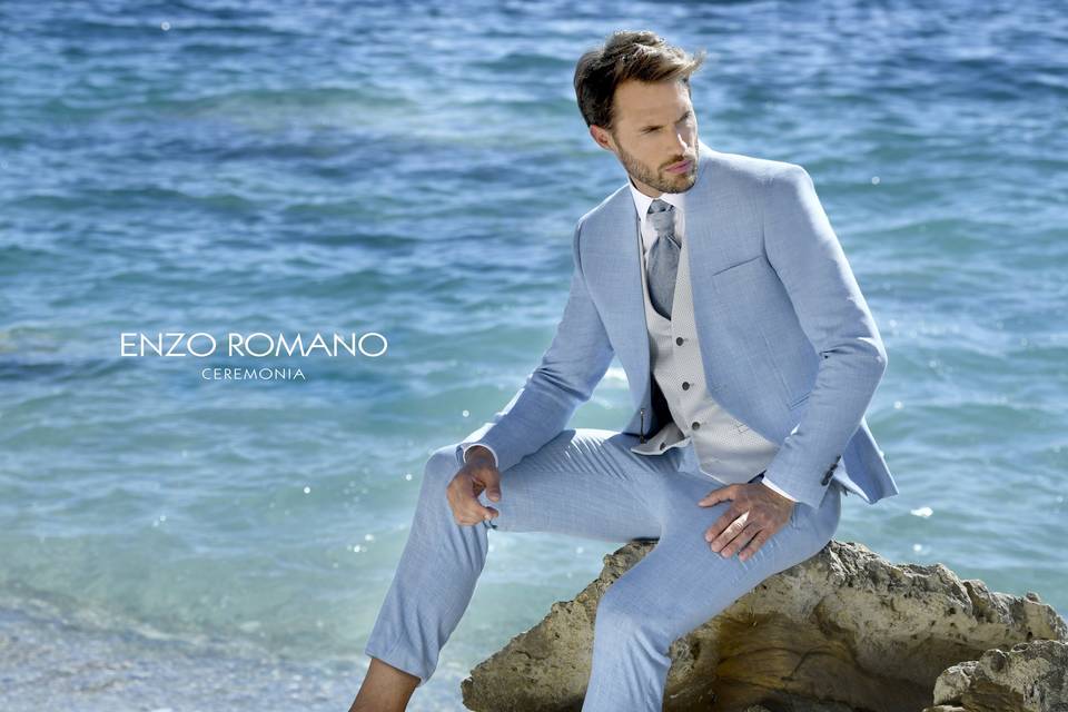 Enzo Romano La playa 2024