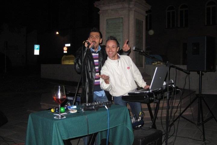Live in Piazza