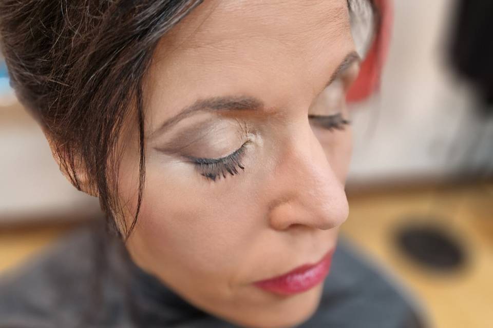Natural makeup