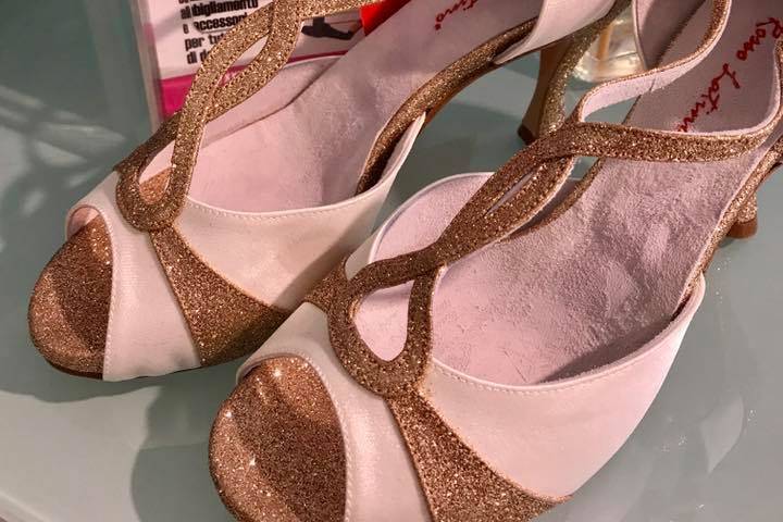 Scarpe in glitter cipria