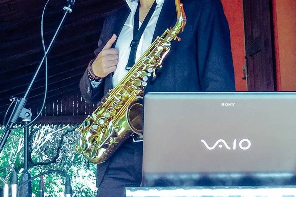 Cristian Di Domenico Sax & Voce