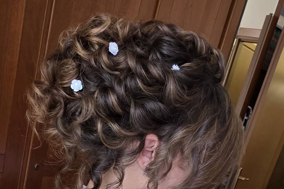 Curly hair