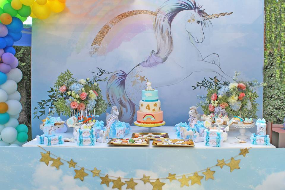 Compleanno bimbo tema Unicorno