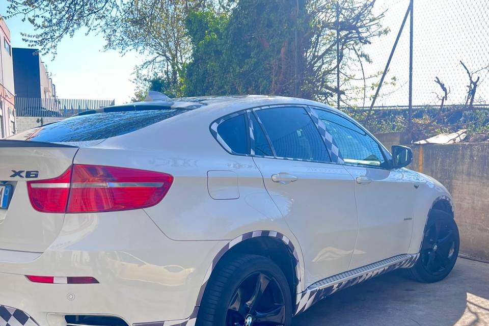 BMW X6