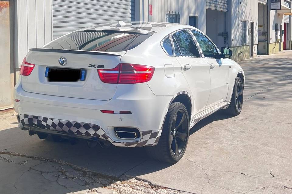 BMW X6