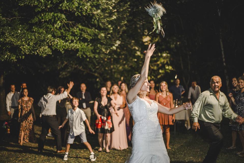 Il lancio del bouquet