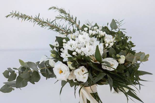 Natural White Bouquet