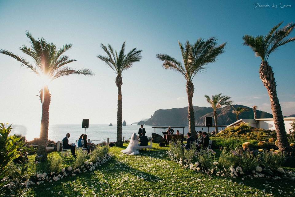 Nature wedding Vulcano