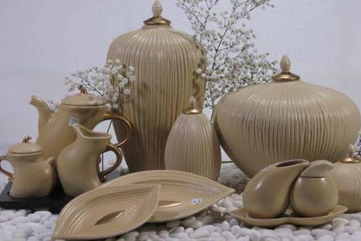 Bel set di ceramica