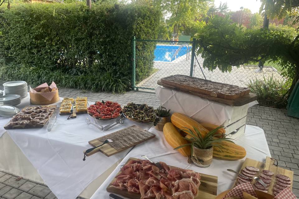 Buffet adiacenza piscina