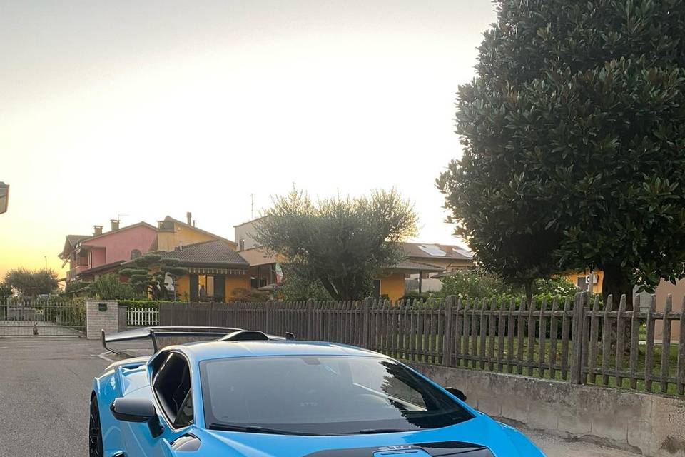 Lamborghini Huracan STO