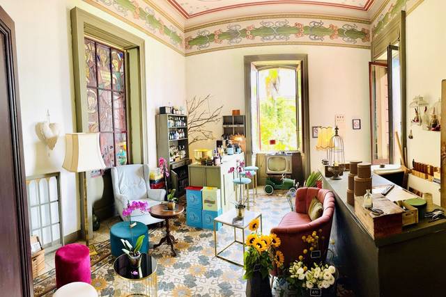 Flower Bar