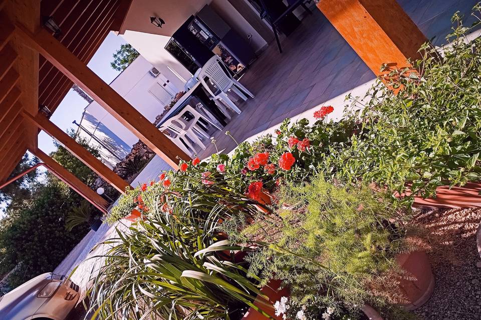 Patio hotel