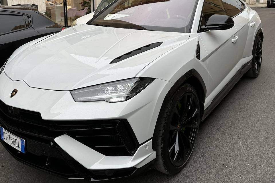Lamborghini urus s