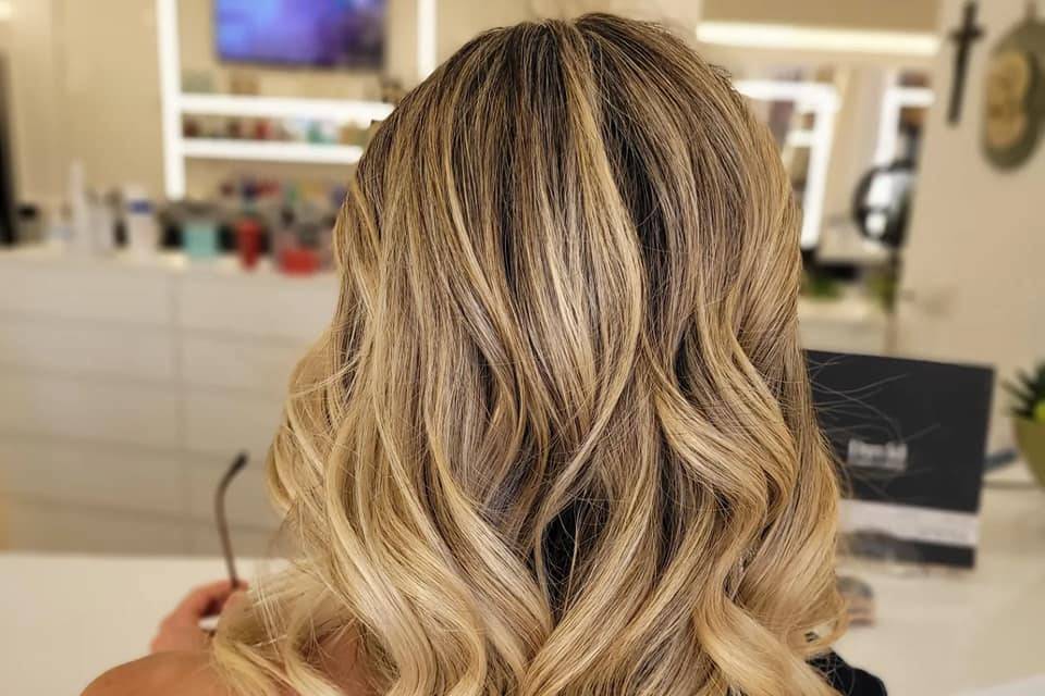 Gold balayage