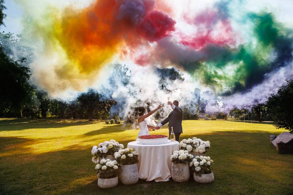 SMOKE BOMB 3