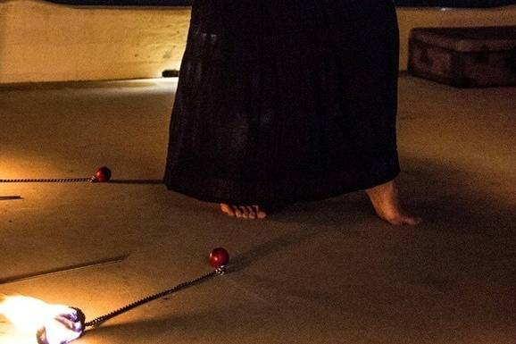 Spettacolo di danza con fuoco Brida Luna