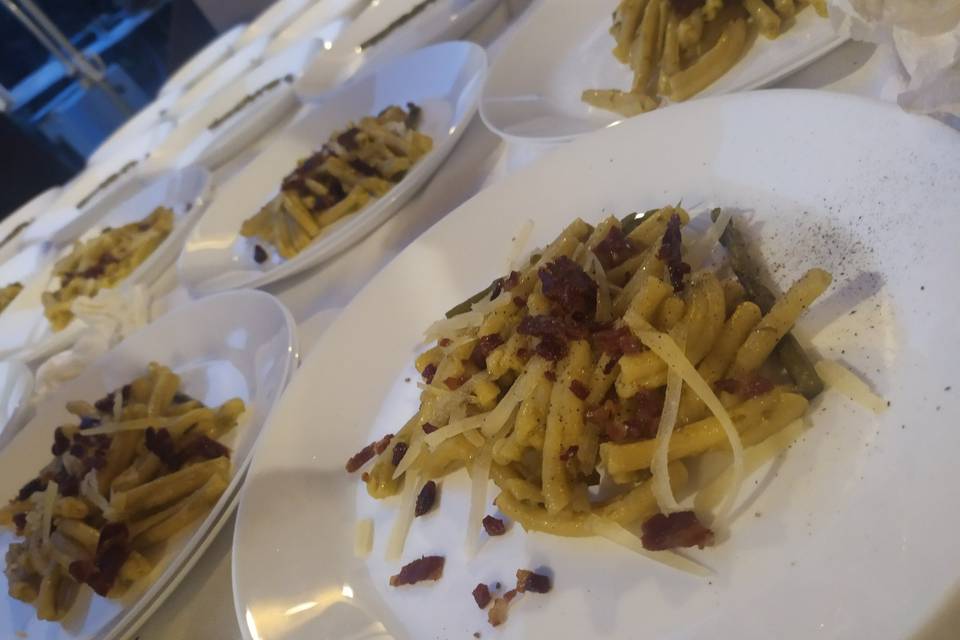 Fusilli alla carbonara