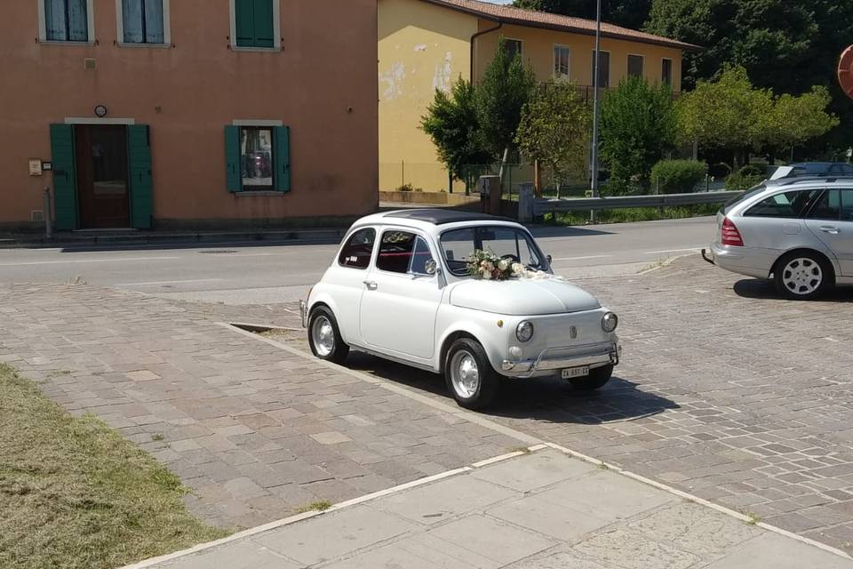 Aspettando i novelli sposi