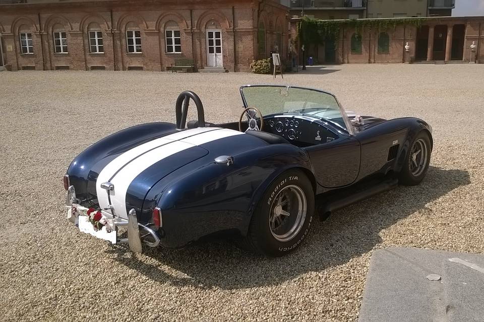 AC Cobra 427